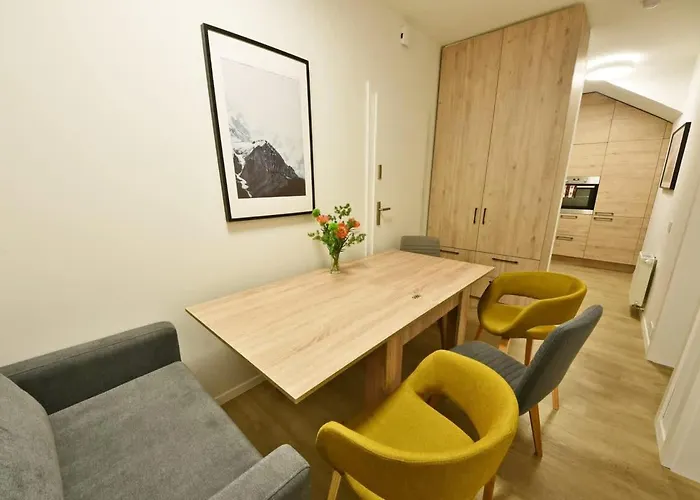 Domillion 2bdr 2bath On Vokieciu W Parking V1020a Апартаменты *